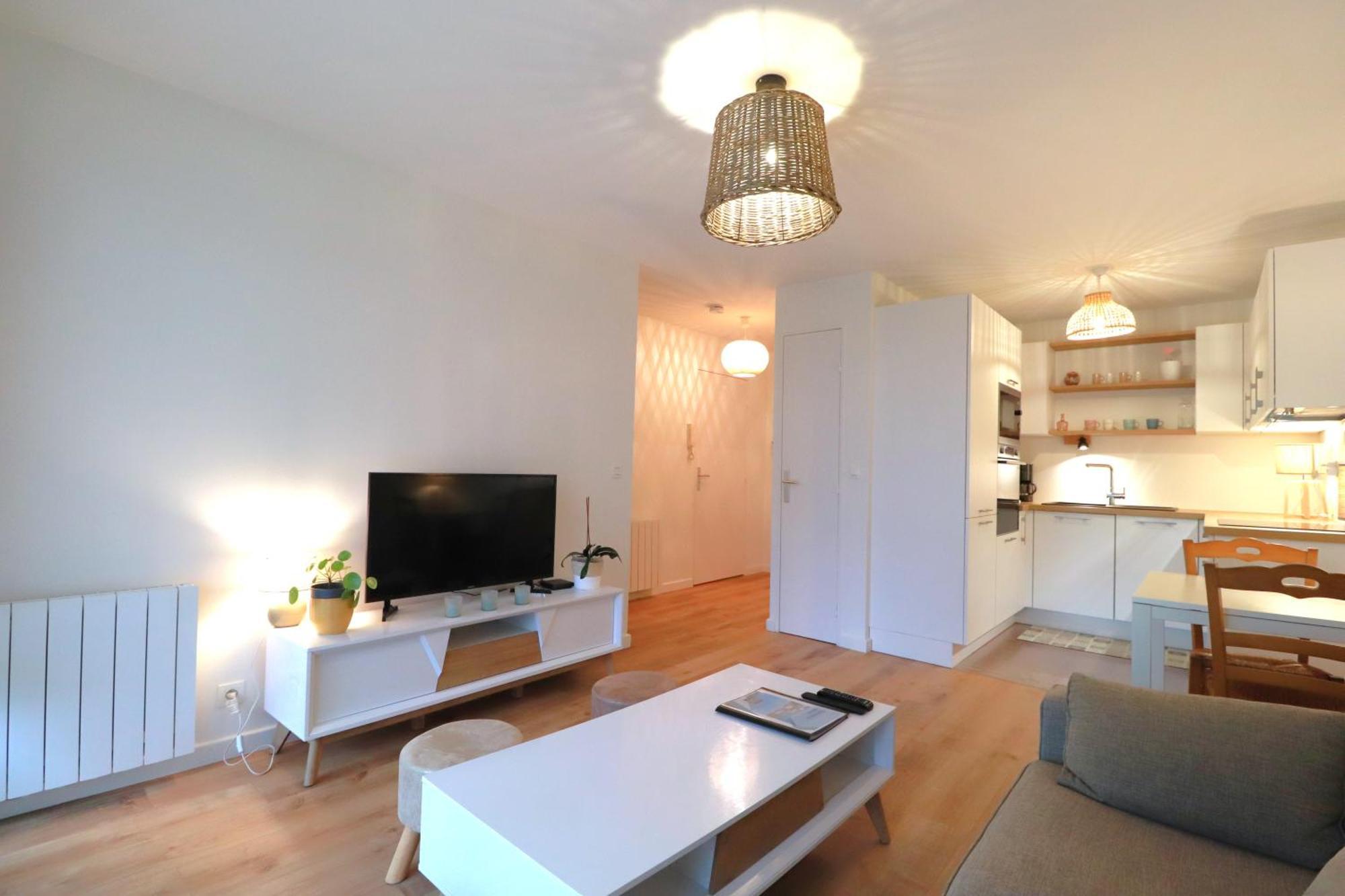 Olivia - T2 - Confort - Wifi- Parking Vannes Kültér fotó